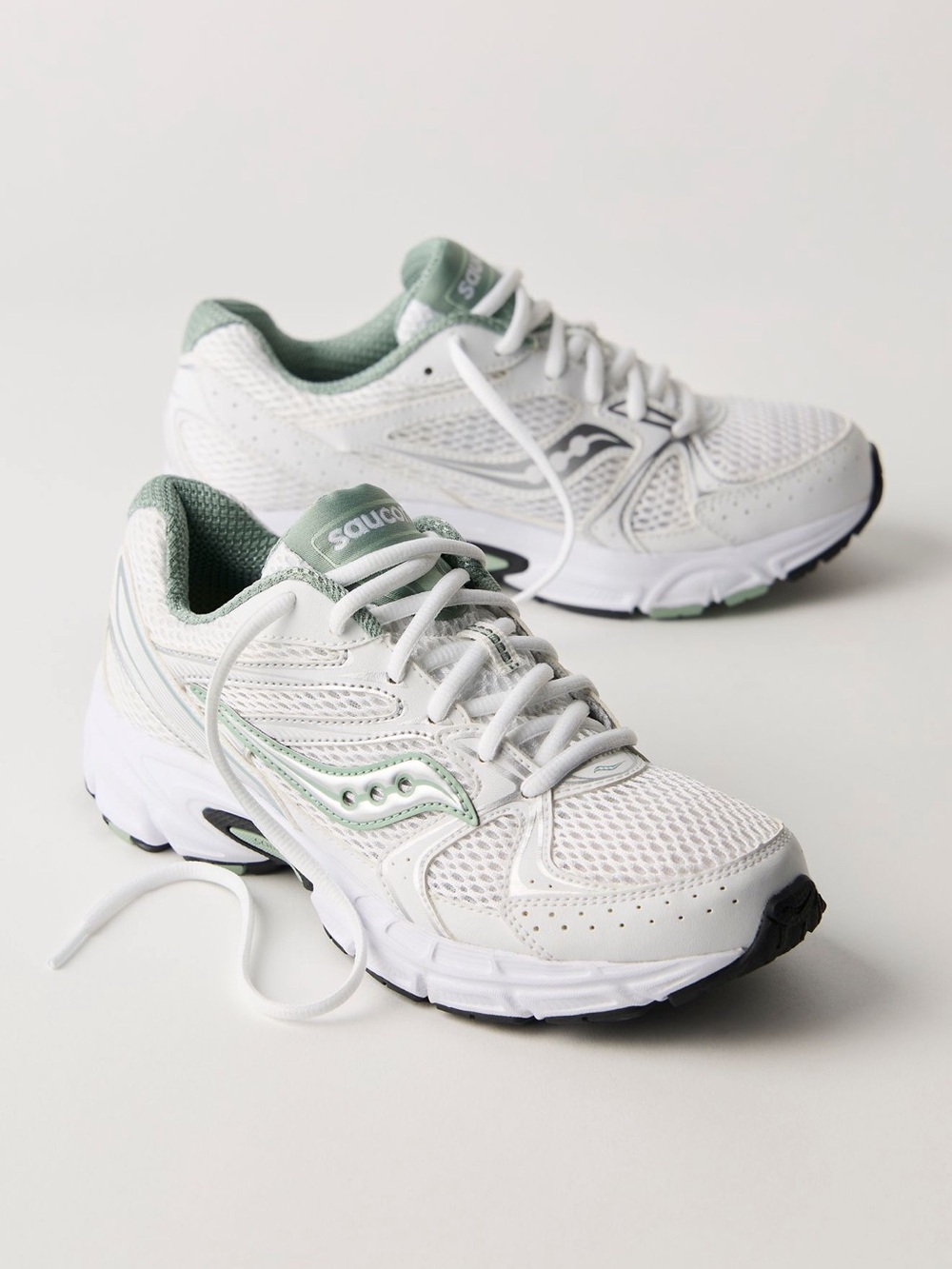 NWT in box Saucony Ride Millennium Sneaker Sz 8 in Sage/White